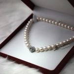 Jewelry - white pearl necklace with box